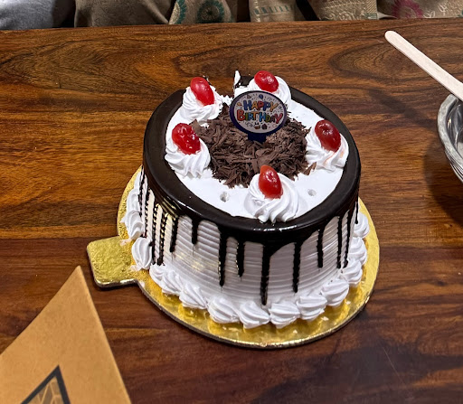 Eggless black forest cake