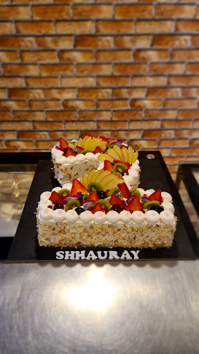 Eggless fresh fruit cake